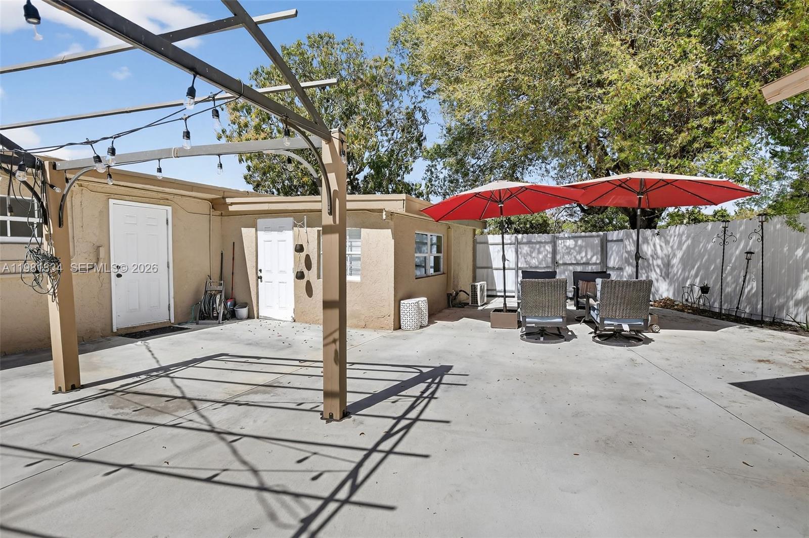 3220 NW 2nd St Lauderhill, FL 33311