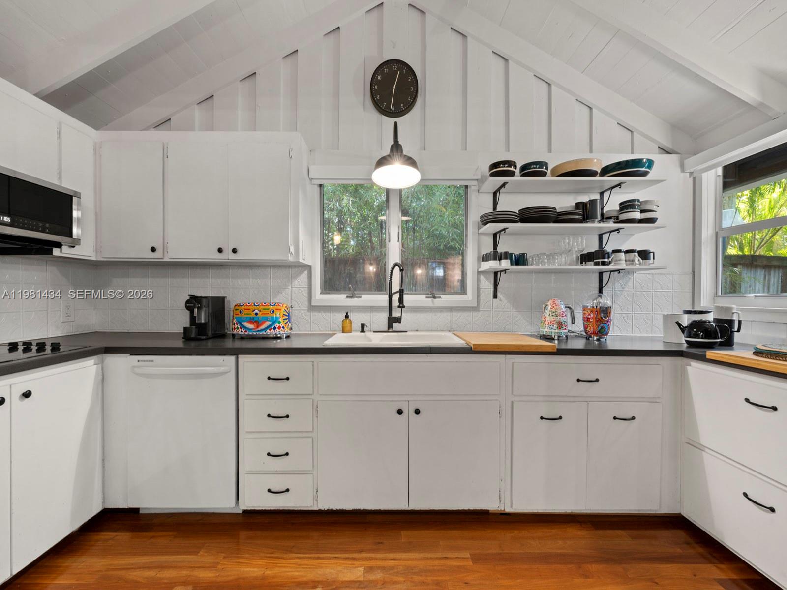 3558 Royal Palm Ave Miami, FL 33133