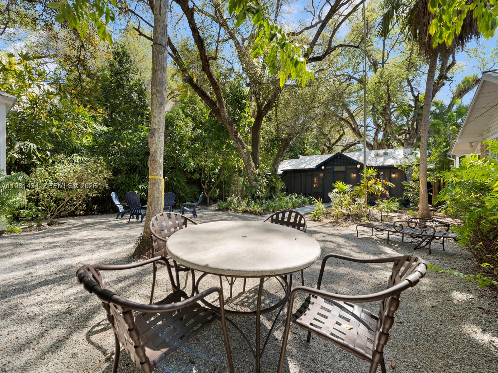 3558 Royal Palm Ave Miami, FL 33133