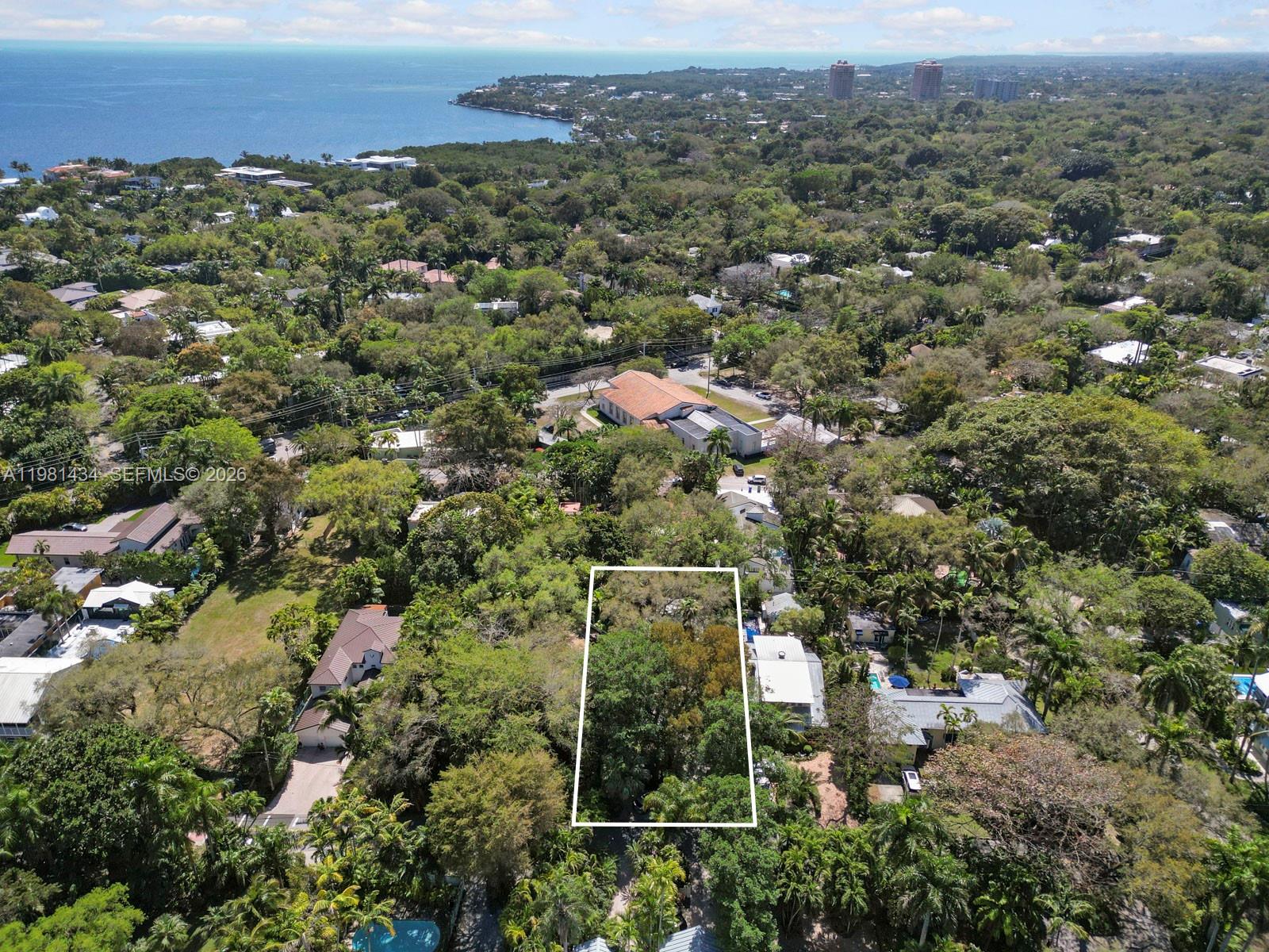 3558 Royal Palm Ave Miami, FL 33133