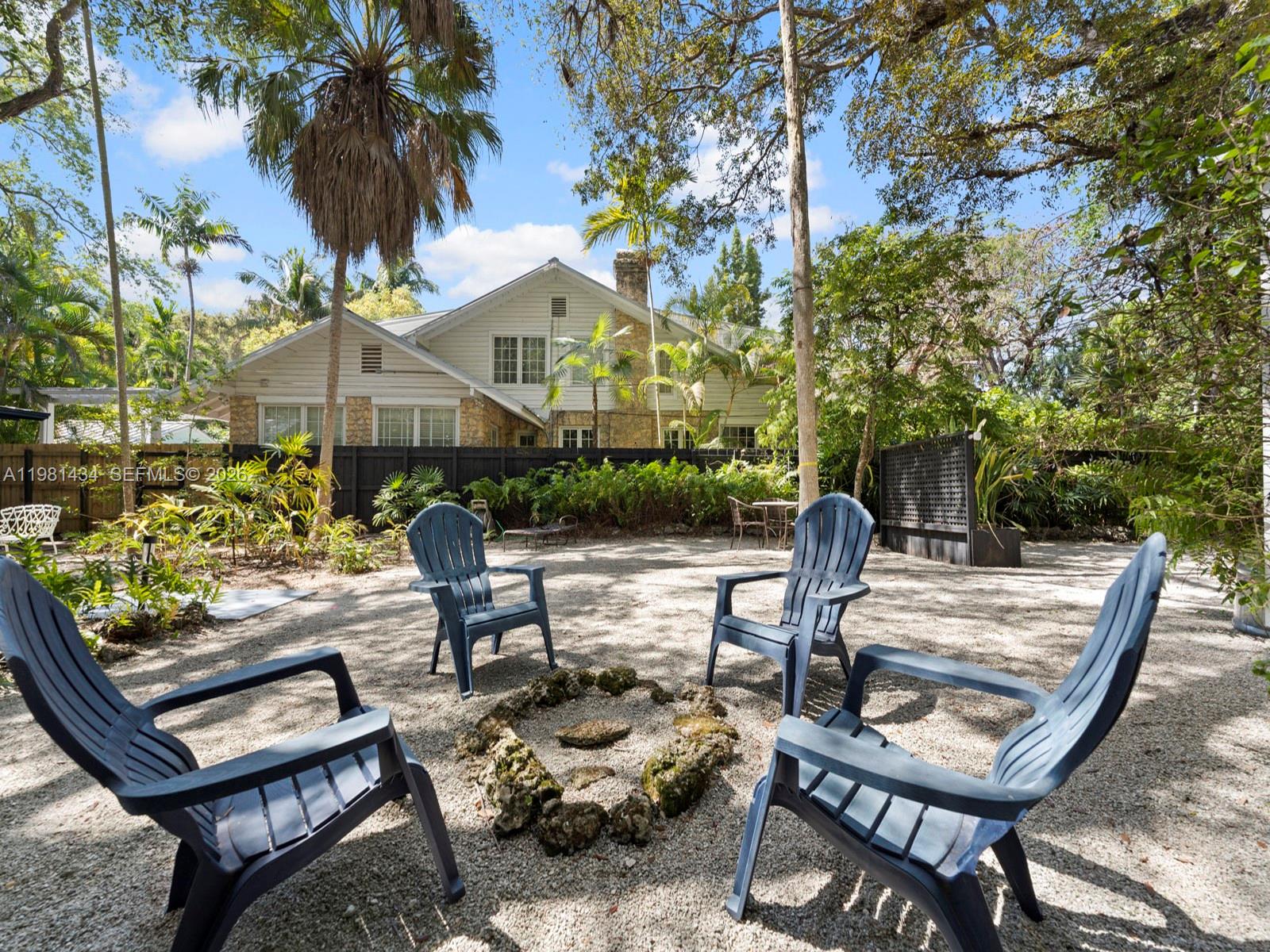 3558 Royal Palm Ave Miami, FL 33133