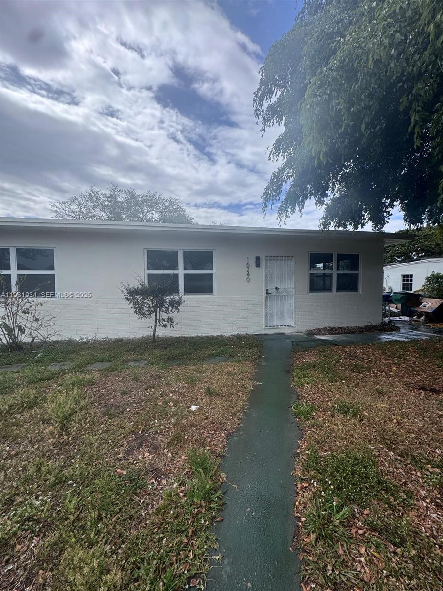 16240 NW 22nd Ave Miami Gardens, FL 33054