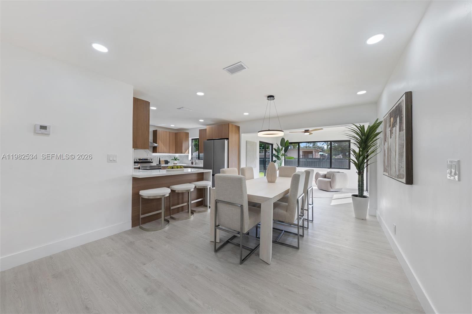 1305 N 31st Rd Hollywood, FL 33021