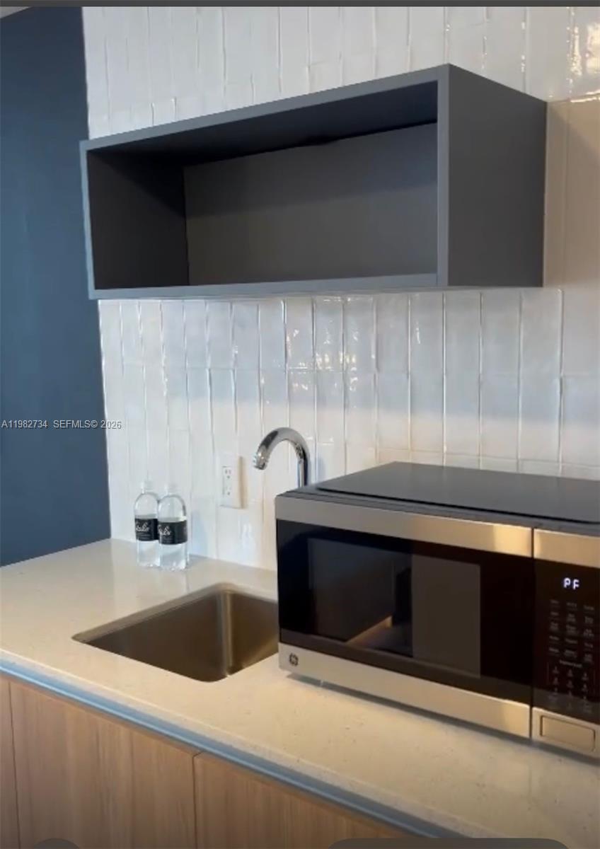 159 NE 6th St #1804 Miami, FL 33132