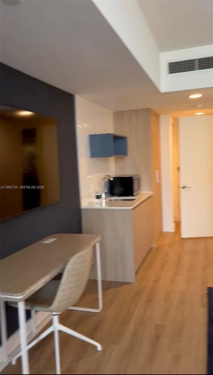 159 NE 6th St #1804 Miami, FL 33132