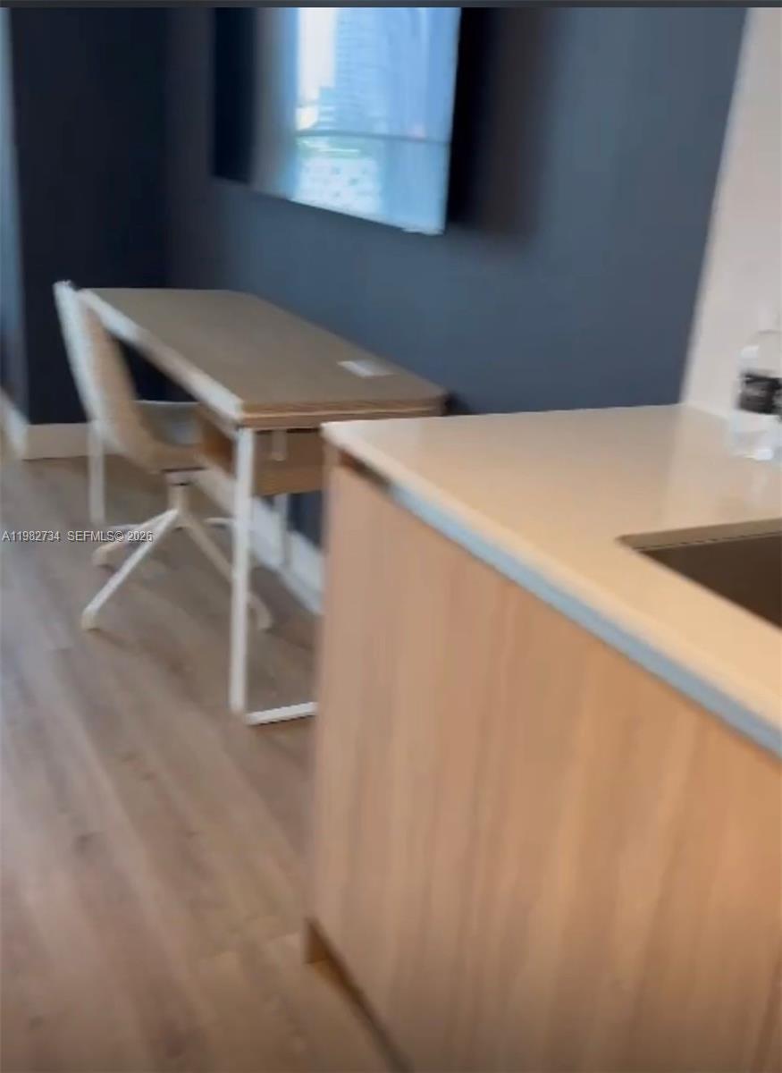 159 NE 6th St #1804 Miami, FL 33132