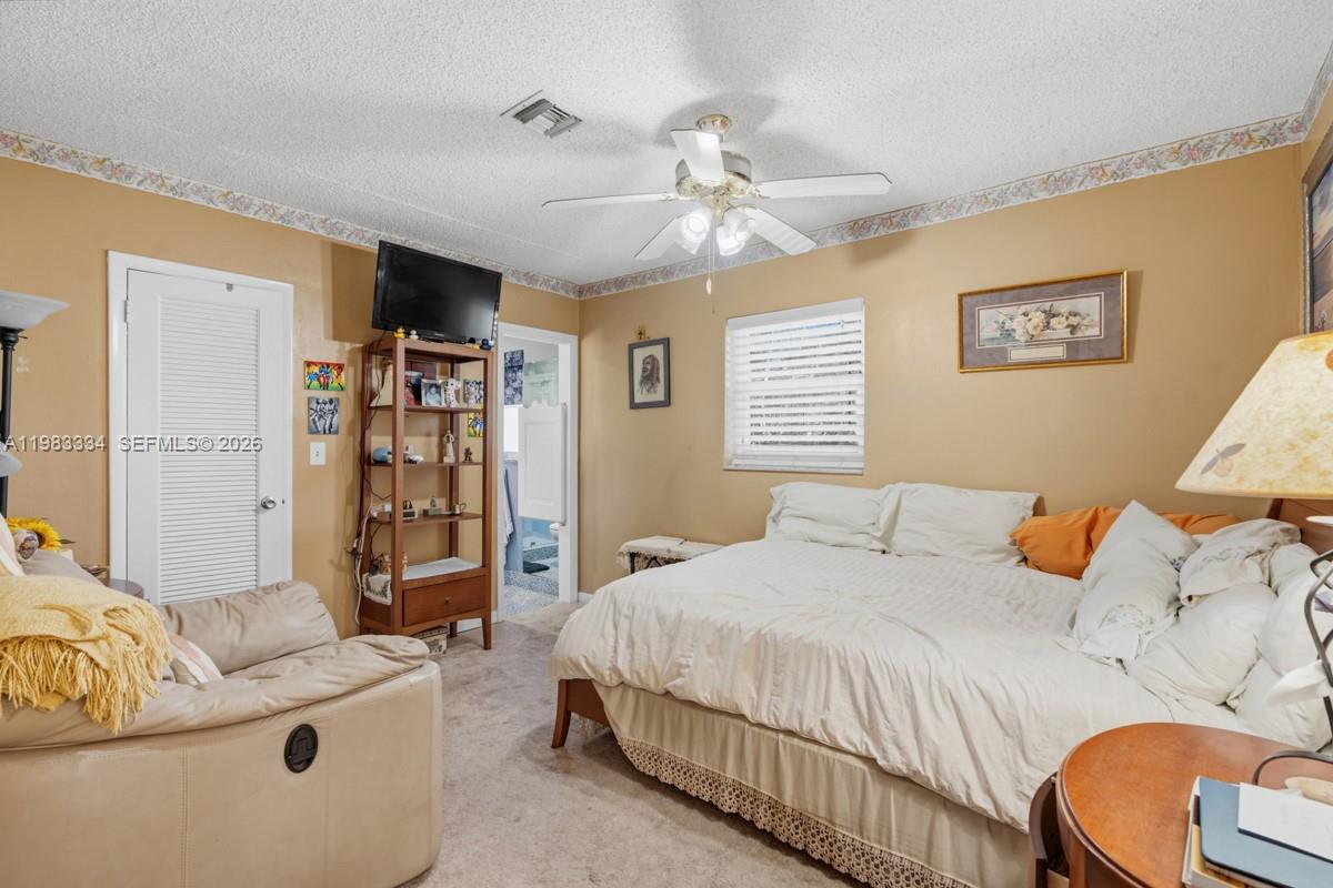 10930 SW 27th Ct Davie, FL 33328