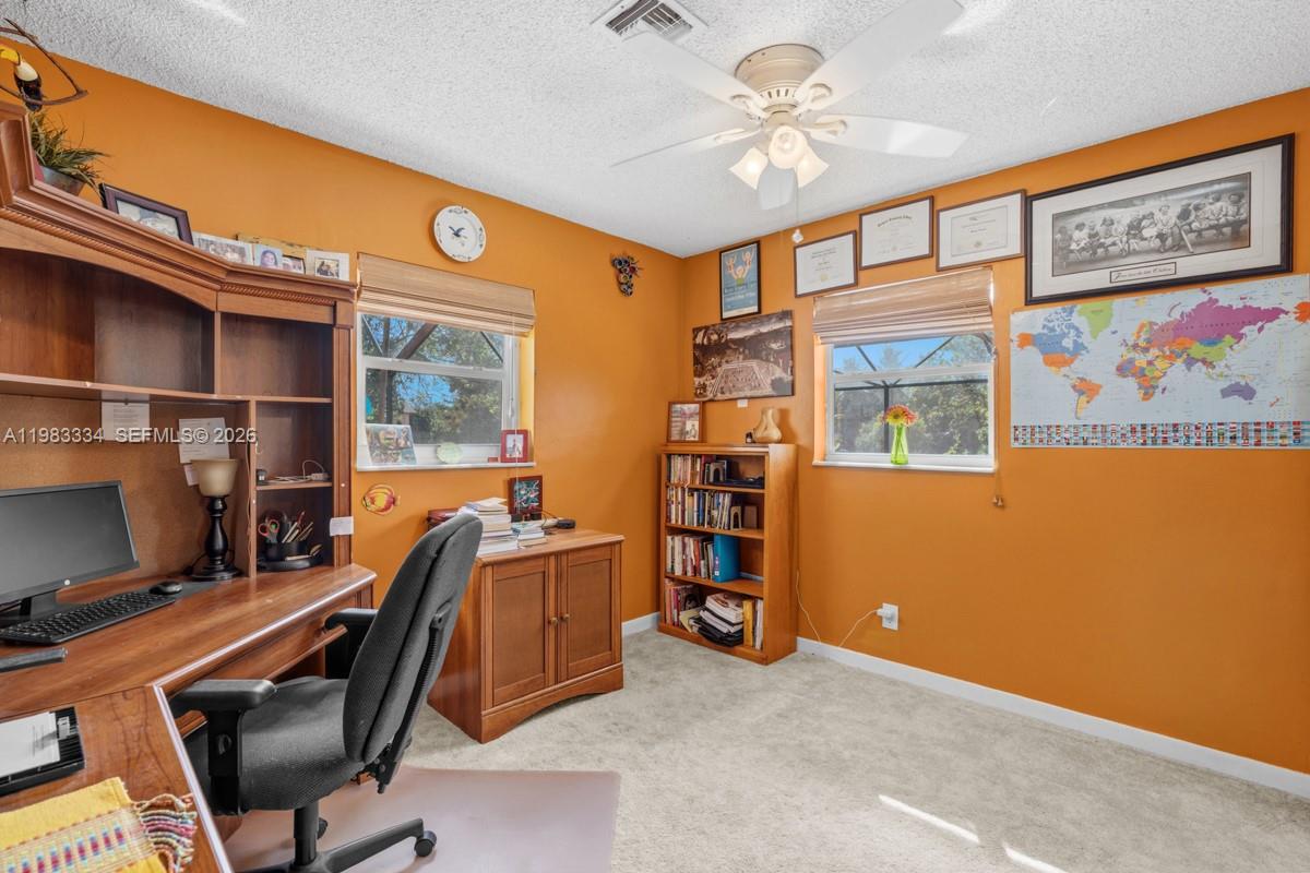 10930 SW 27th Ct Davie, FL 33328