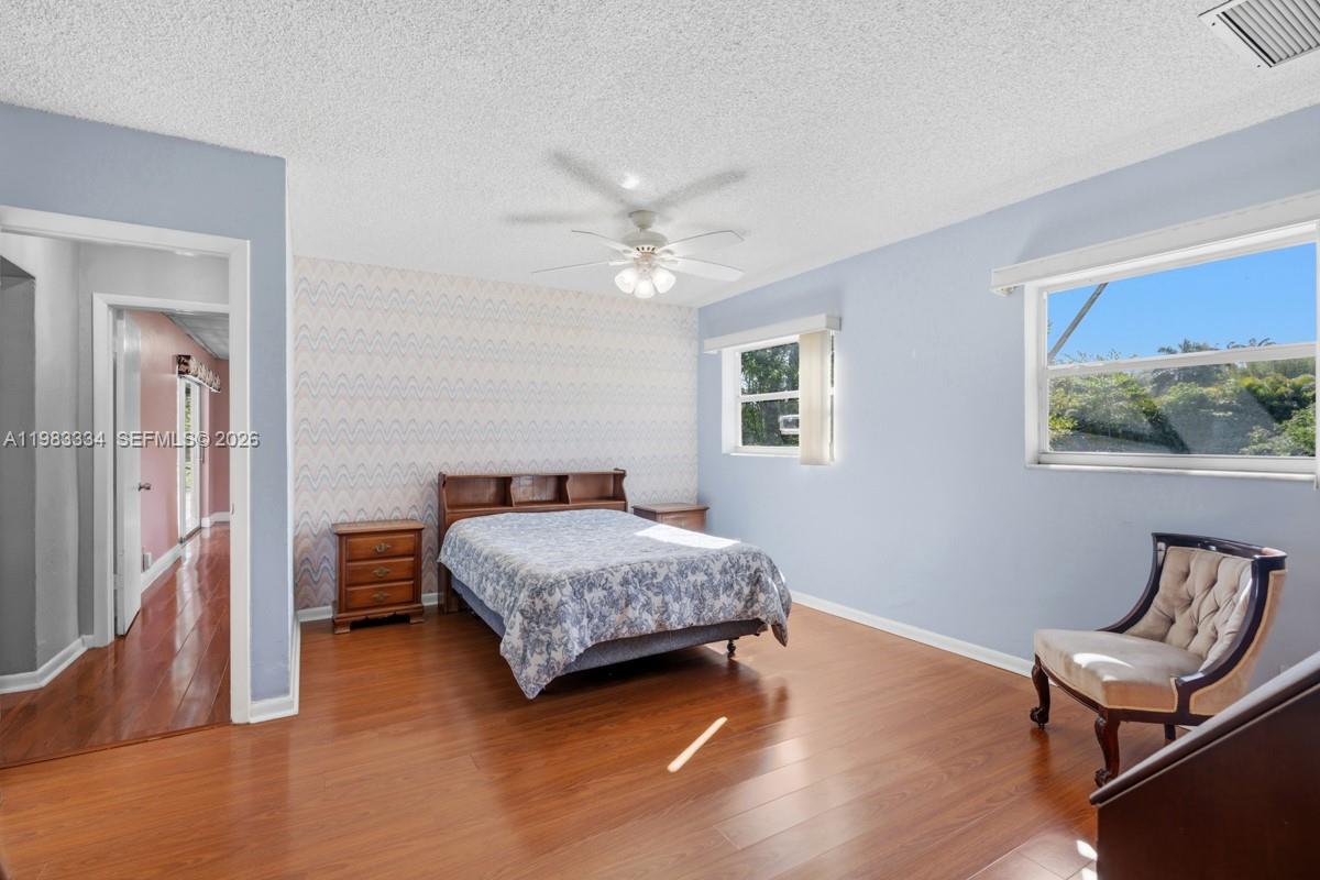 10930 SW 27th Ct Davie, FL 33328