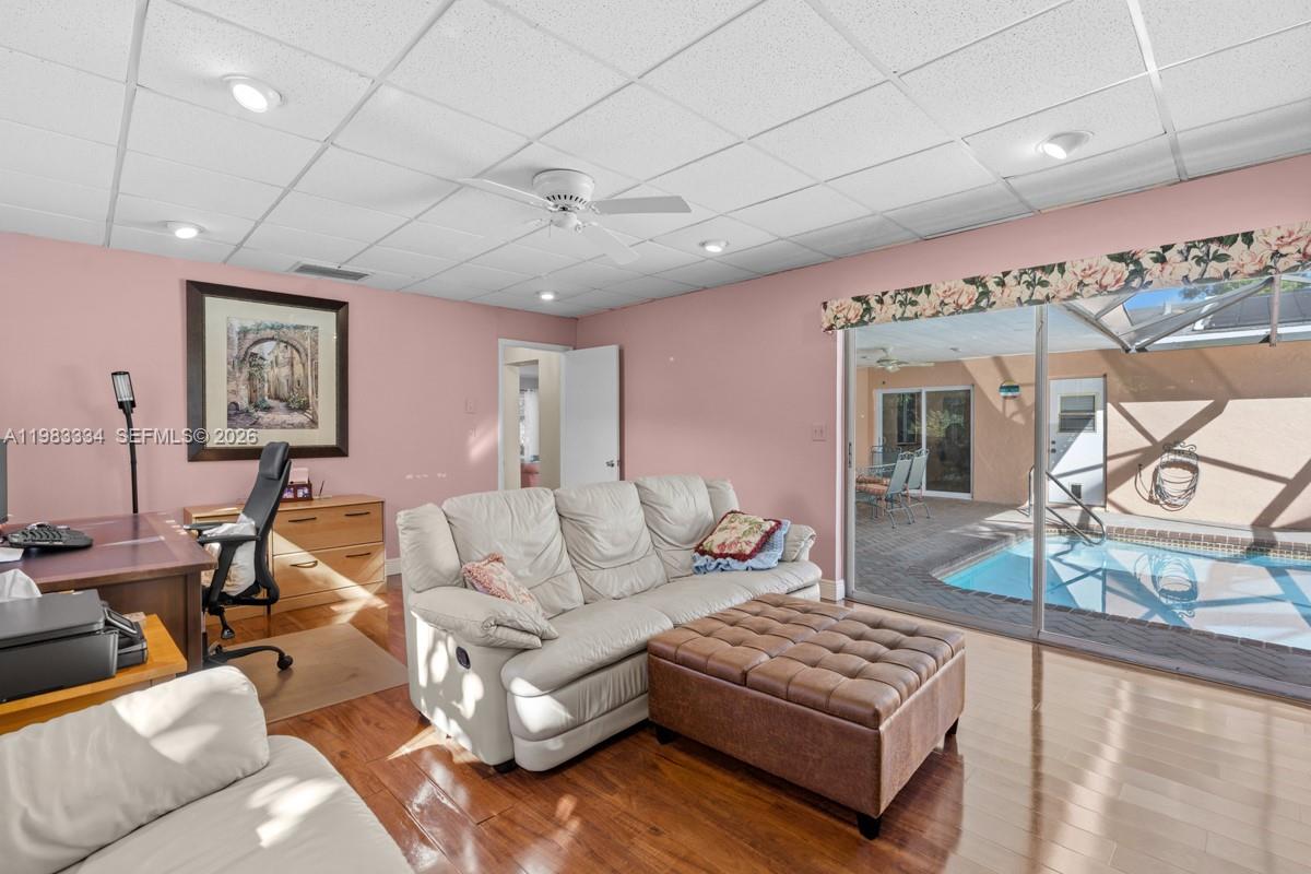 10930 SW 27th Ct Davie, FL 33328