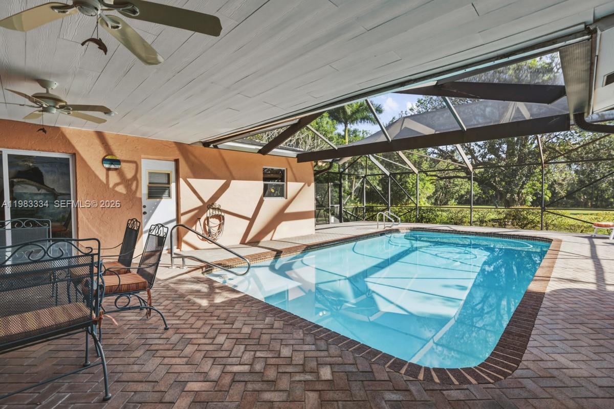 10930 SW 27th Ct Davie, FL 33328