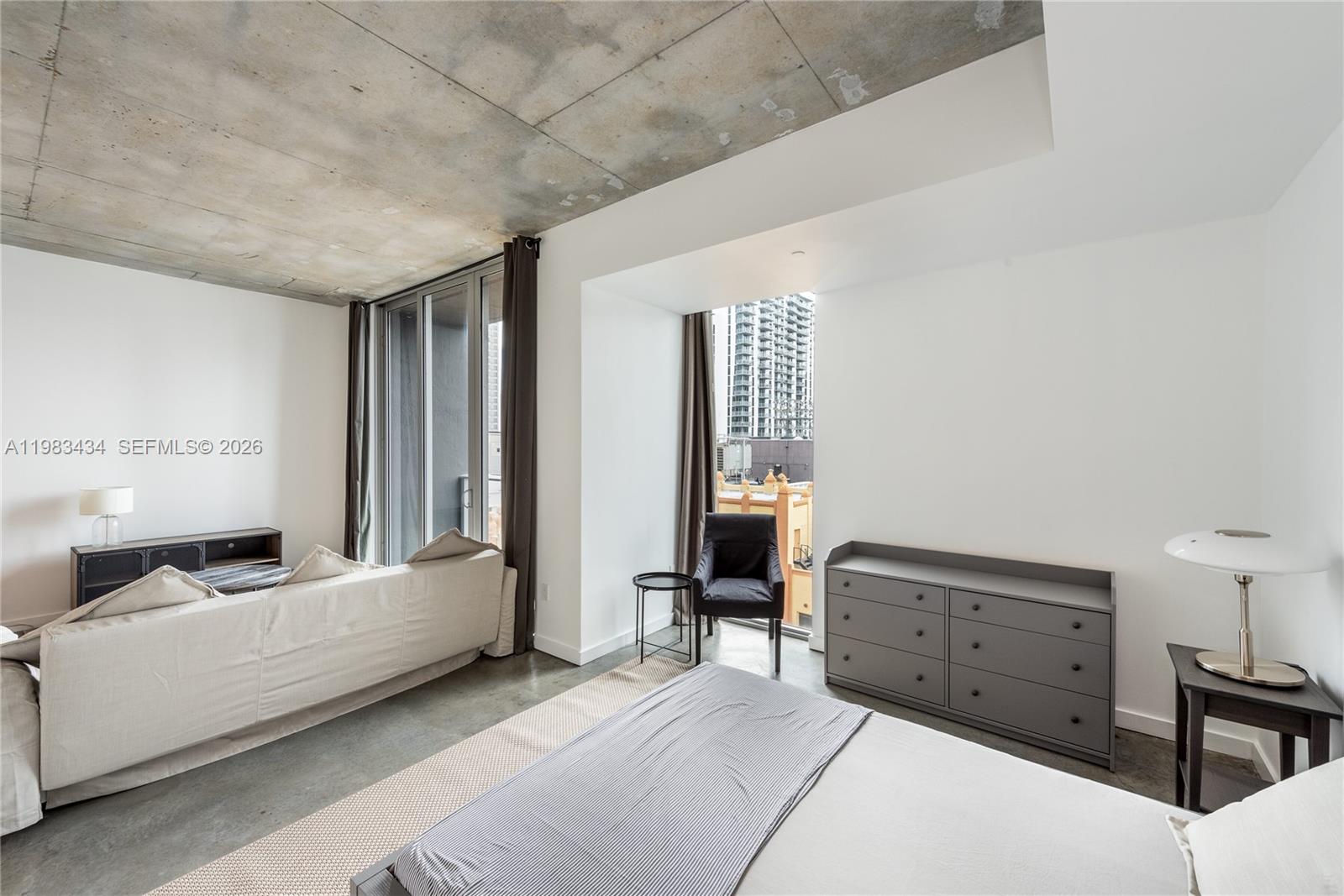 151 SE 1st St #1709 Miami, FL 33131