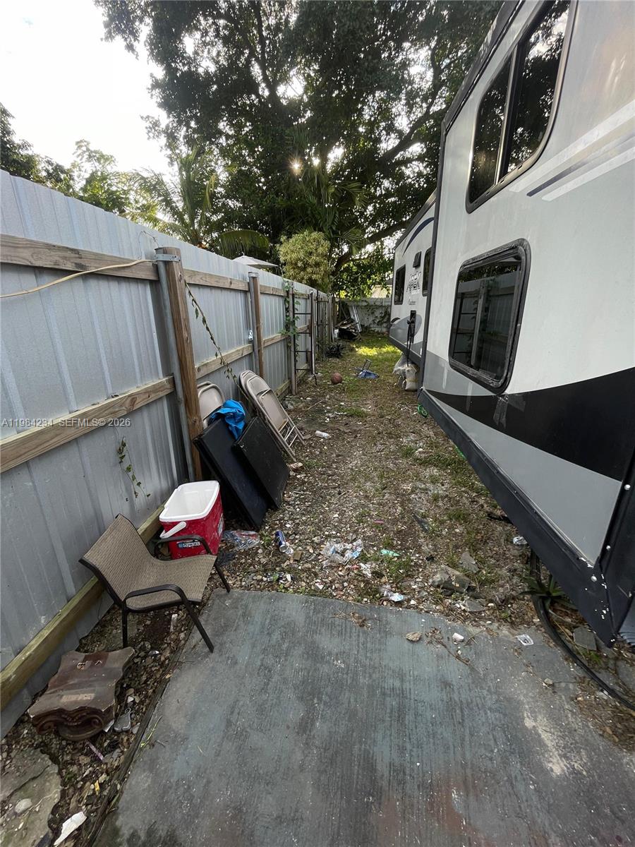 23110 SW 123rd Ct Miami, FL 33170