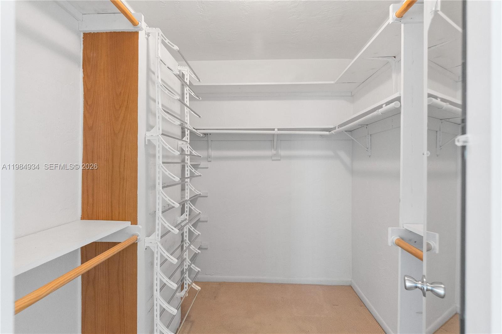 19900 SW 87th Ct Cutler Bay, FL 33157