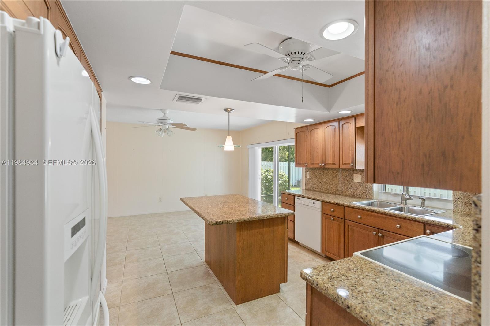 19900 SW 87th Ct Cutler Bay, FL 33157