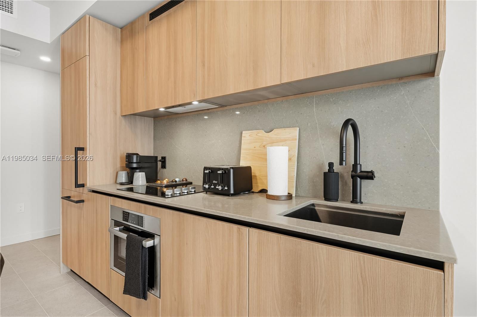 image 501 FIRST Residences11