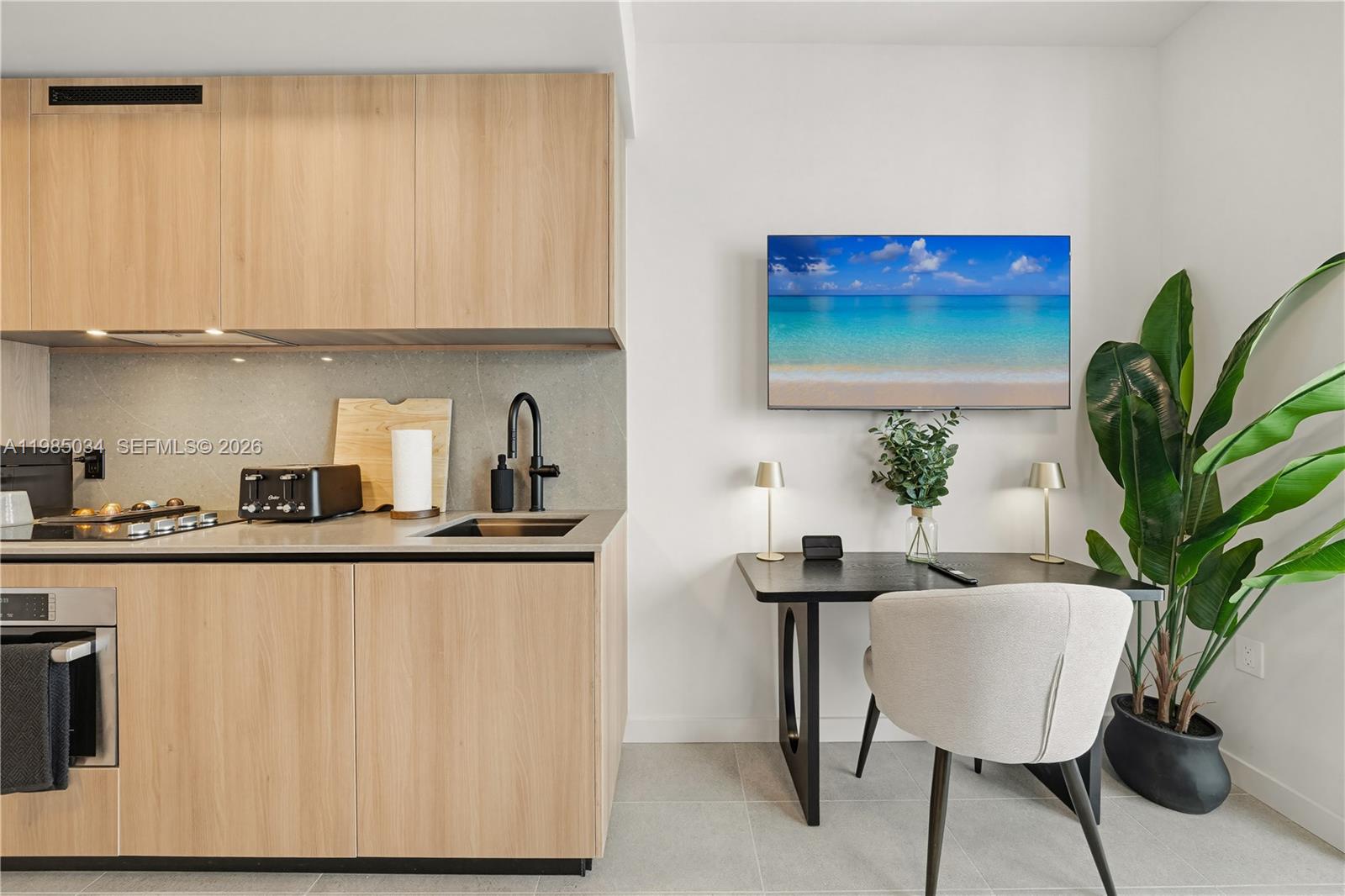 image 501 FIRST Residences12