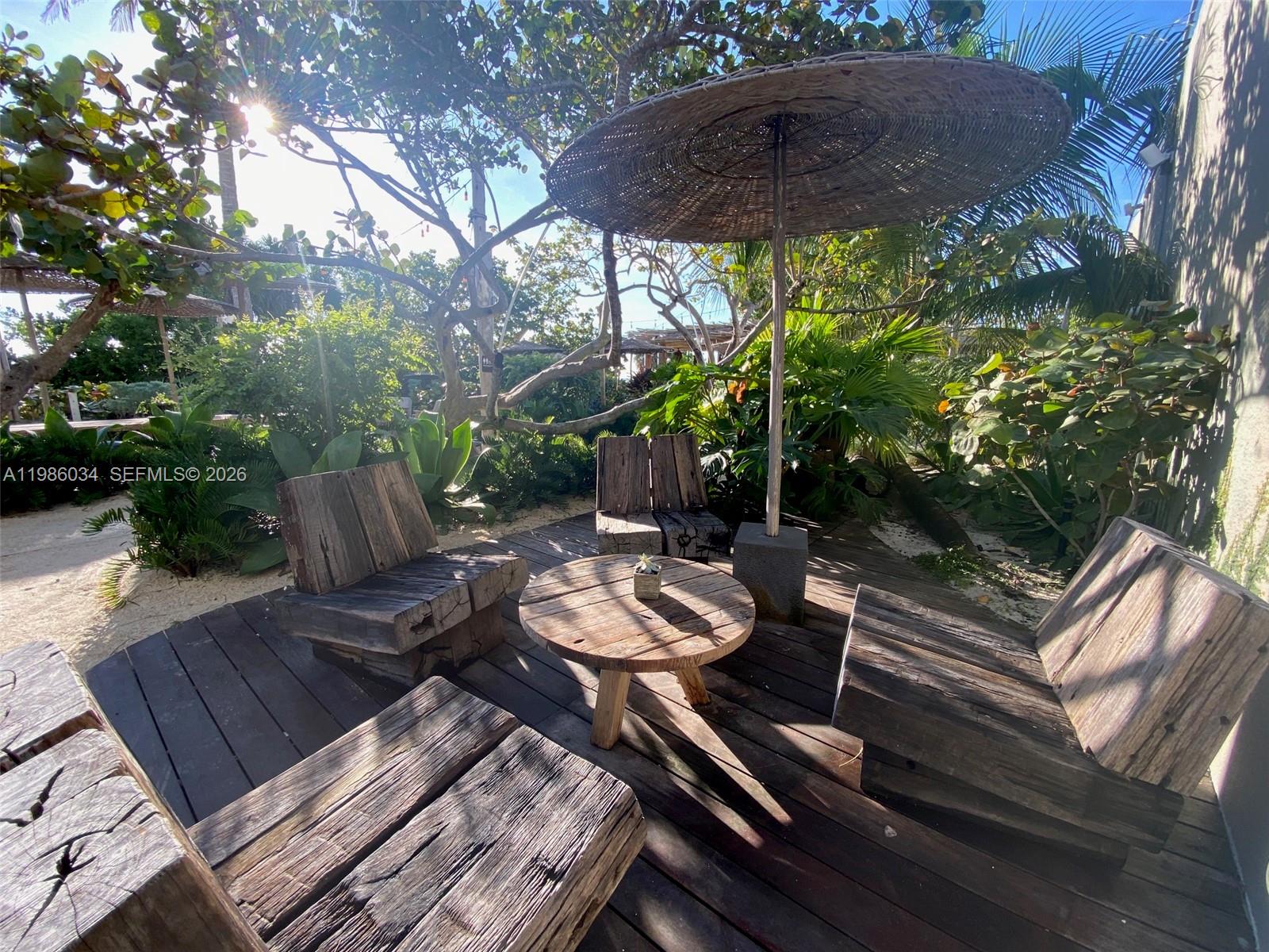 2301 Collins Ave #1512 Miami Beach, FL 33139