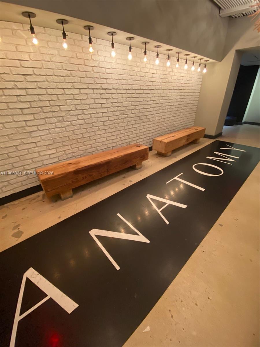 2301 Collins Ave #1512 Miami Beach, FL 33139