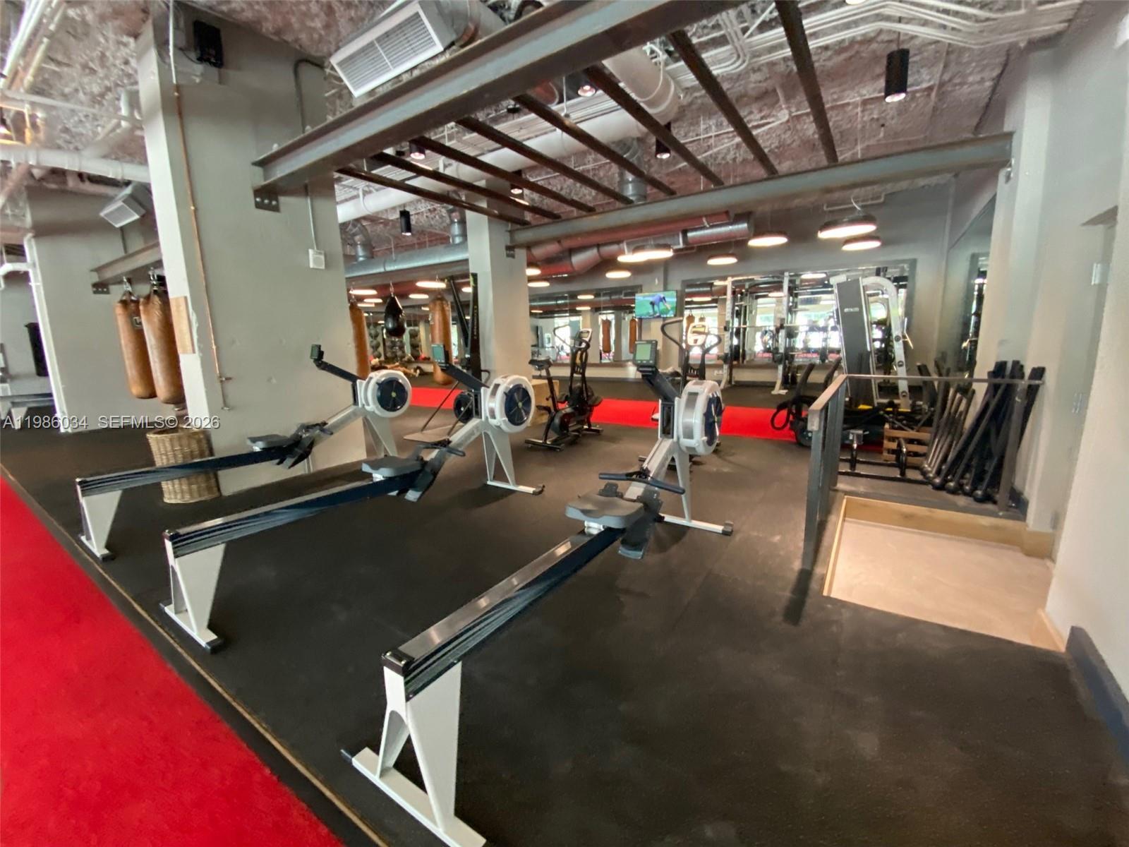 2301 Collins Ave #1512 Miami Beach, FL 33139