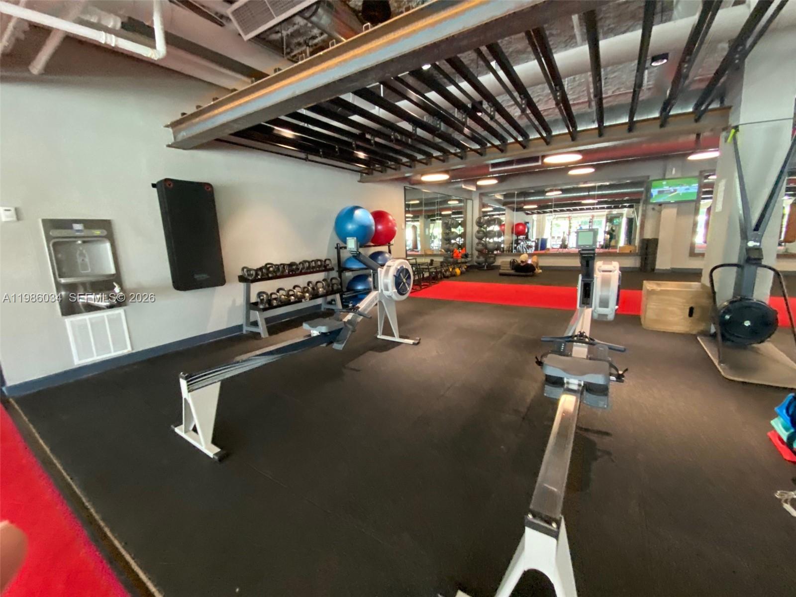 2301 Collins Ave #1512 Miami Beach, FL 33139