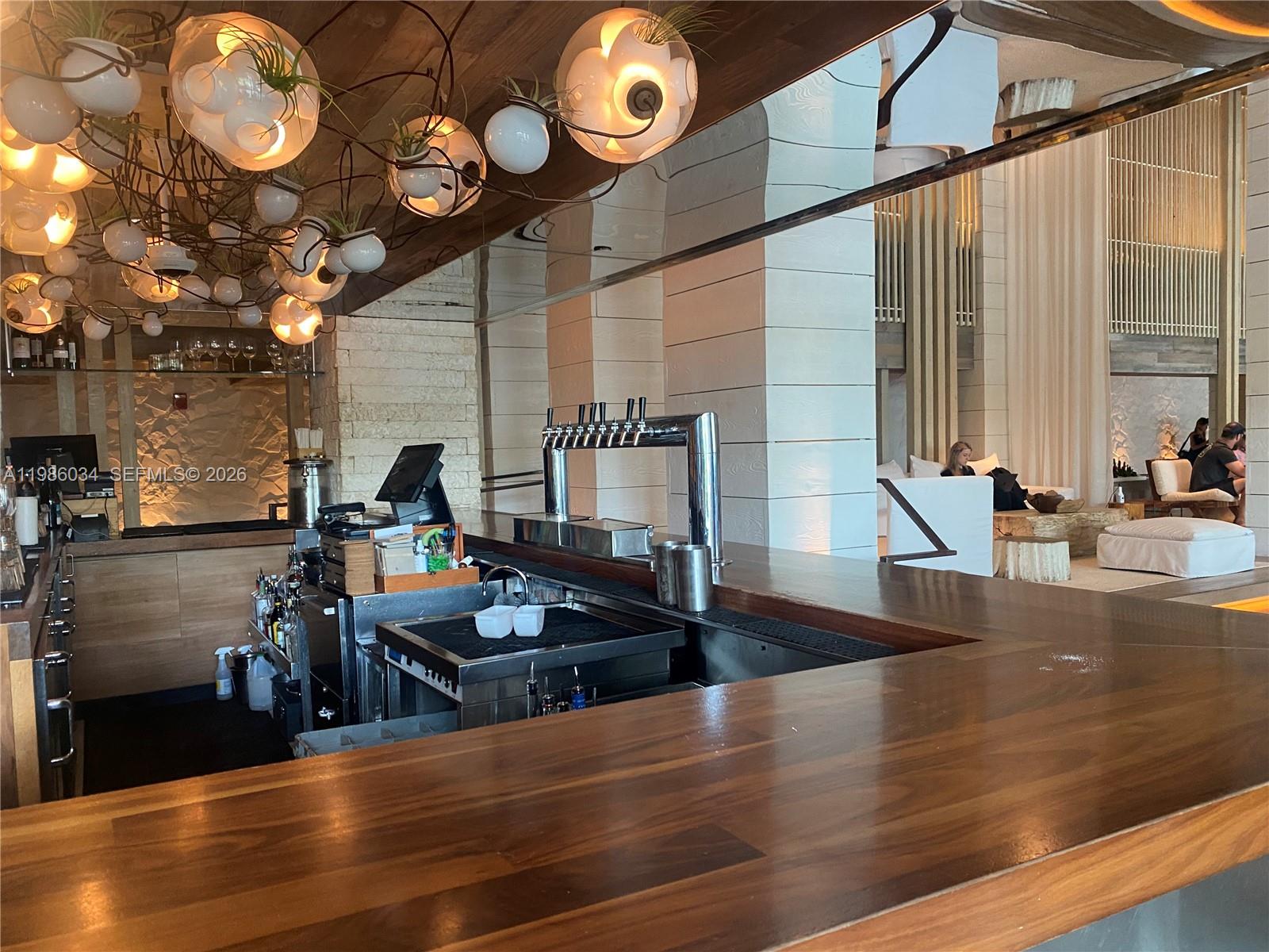 2301 Collins Ave #1512 Miami Beach, FL 33139