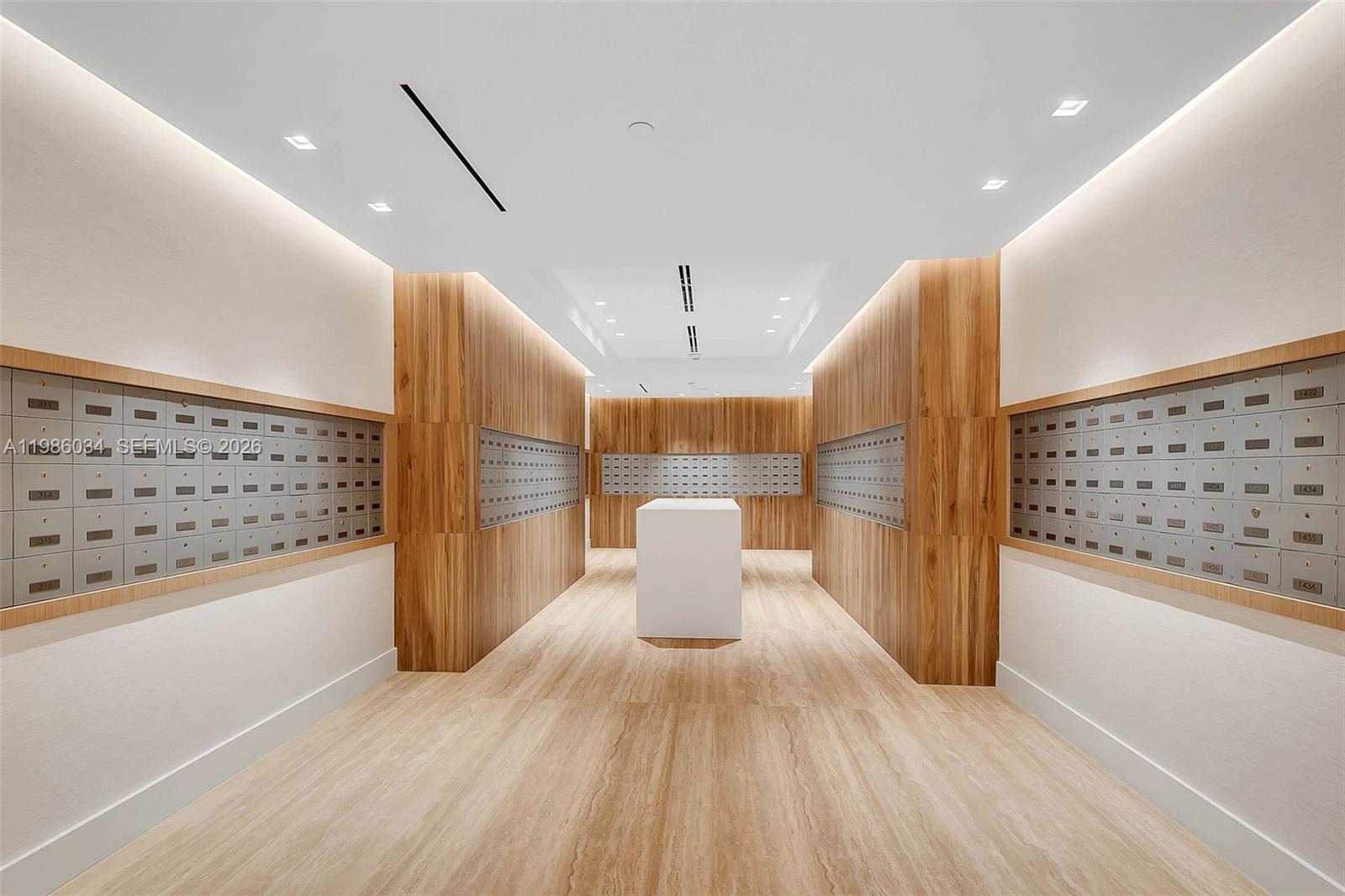 2301 Collins Ave #1512 Miami Beach, FL 33139