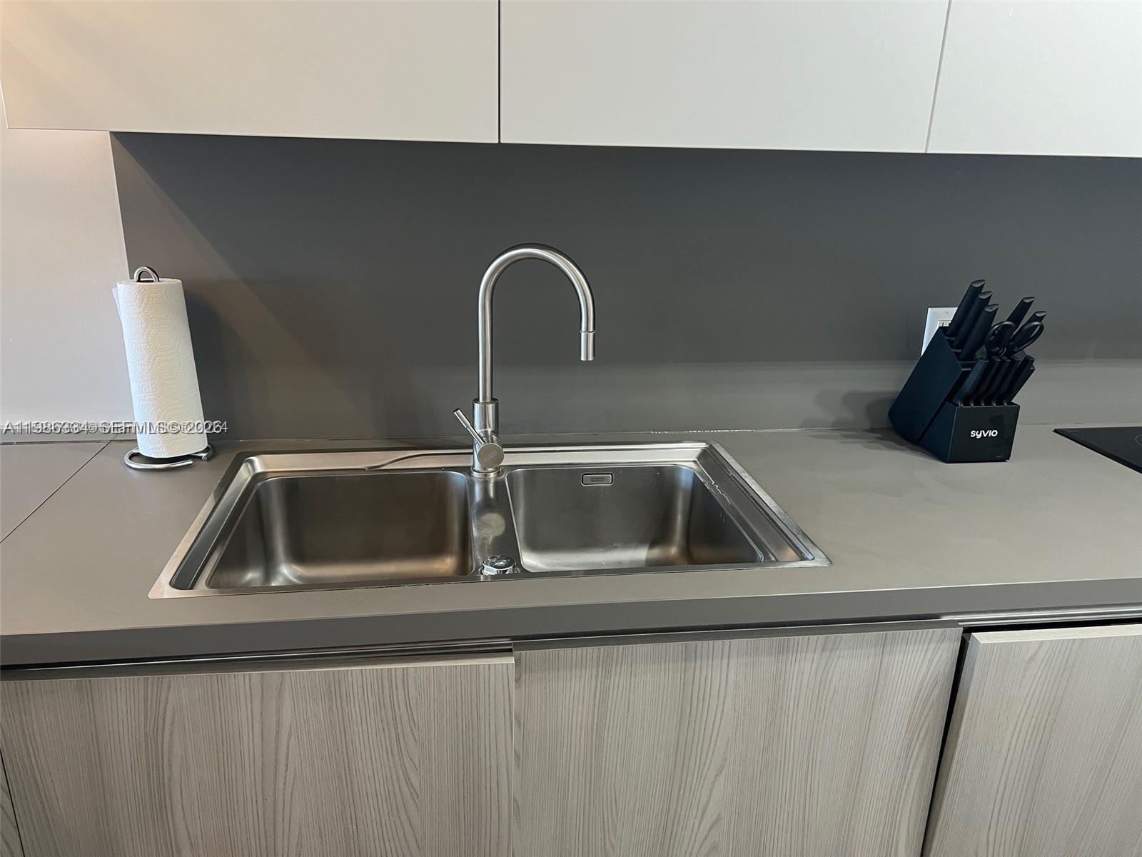 100 Lincoln Rd #620 Miami Beach, FL 33139