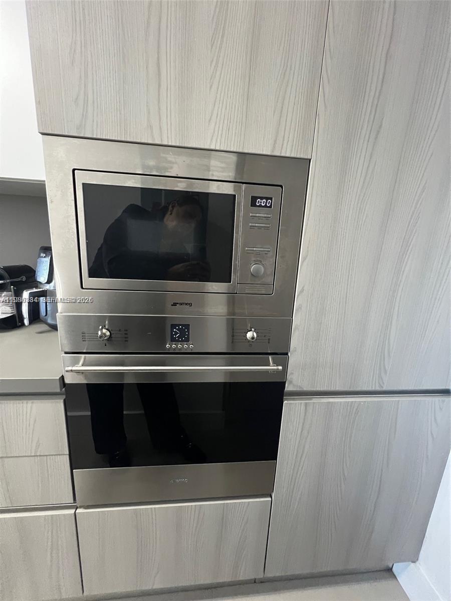 100 Lincoln Rd #620 Miami Beach, FL 33139