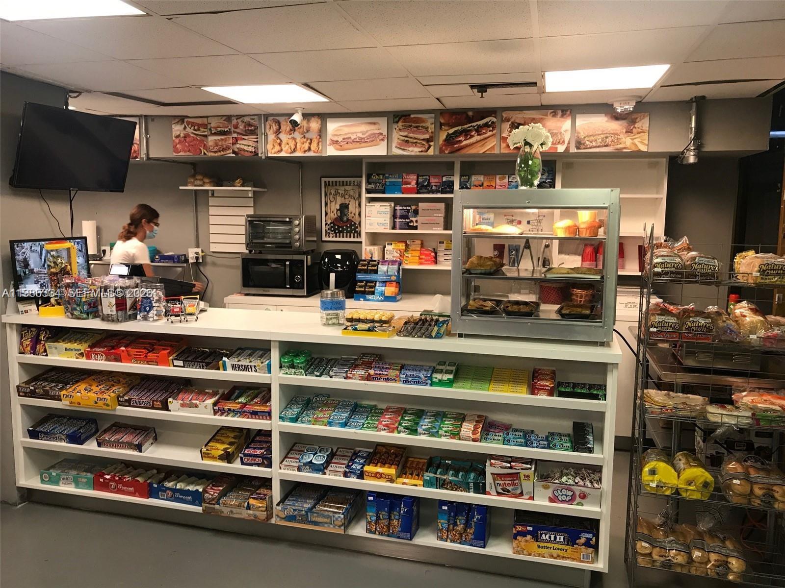 100 Lincoln Rd #620 Miami Beach, FL 33139