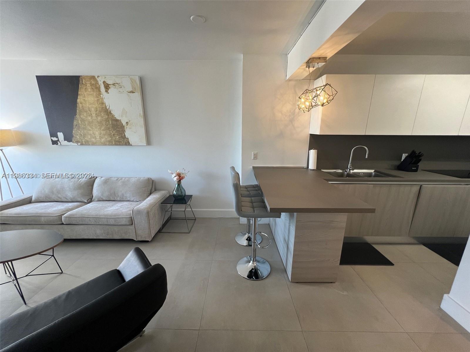 100 Lincoln Rd #620 Miami Beach, FL 33139