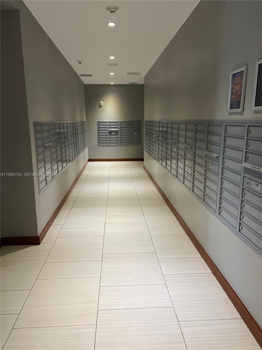 image Brickell House20