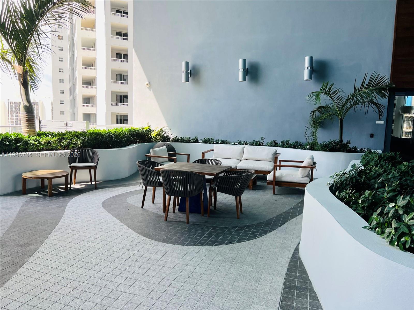 image Brickell House23