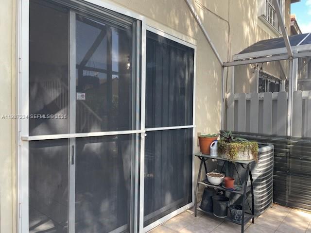 800 Sorrento Dr Weston, FL 33326