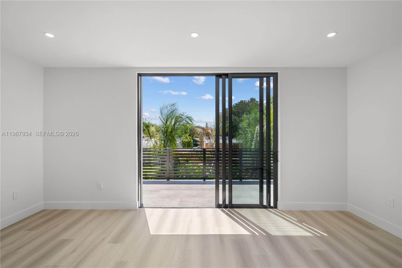 536 NW 48th St Miami, FL 33127
