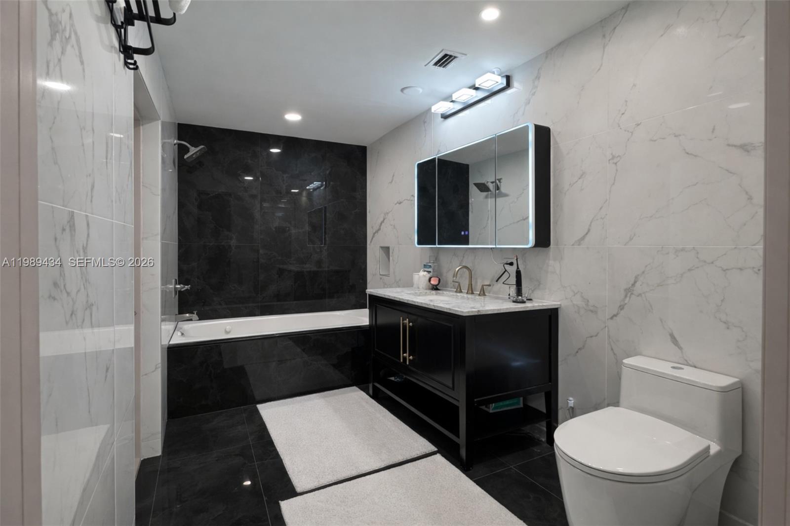 13451 SW 74th Ave #. Pinecrest, FL 33156