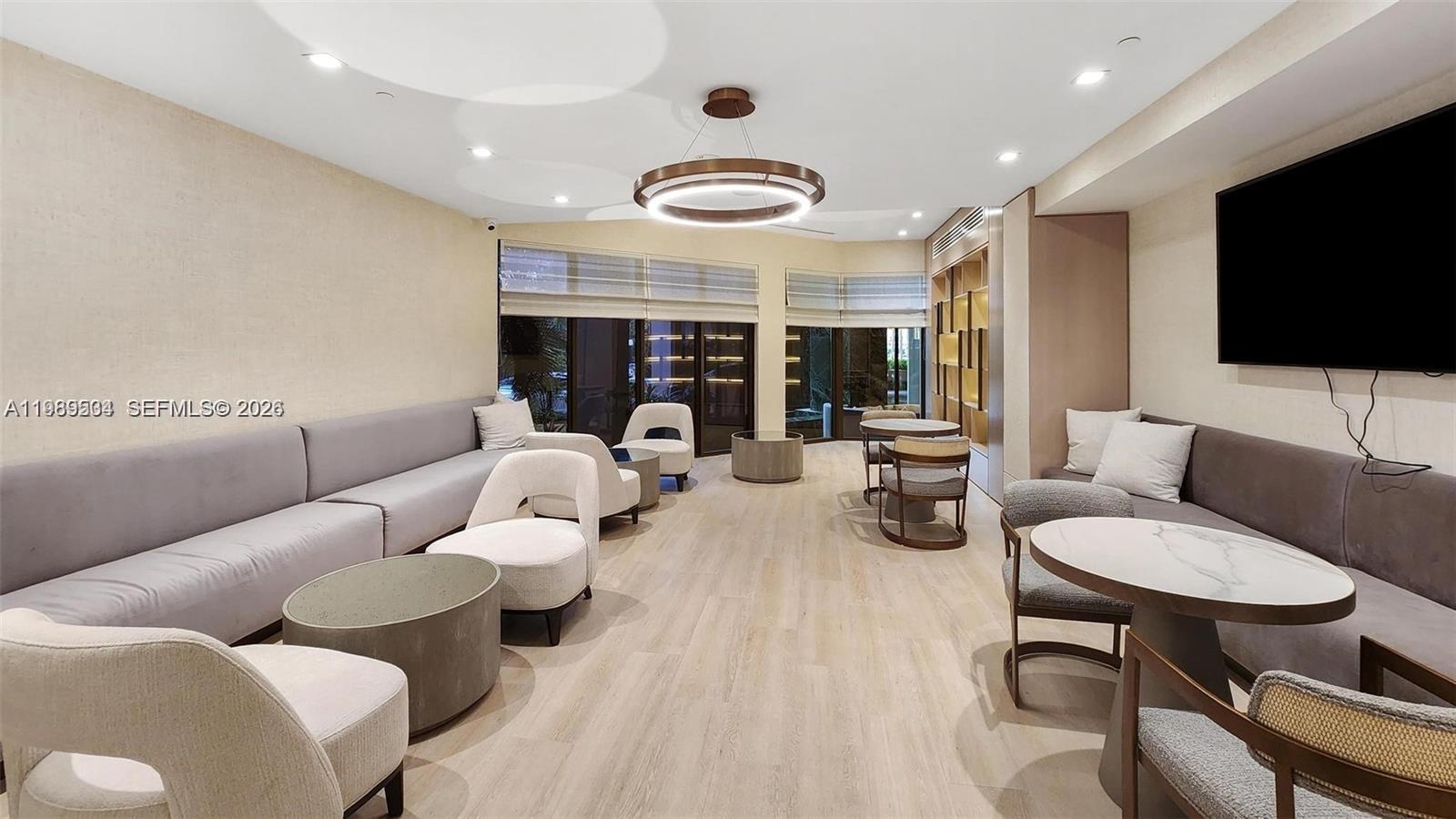 10175 Collins Ave #806 Bal Harbour, FL 33154