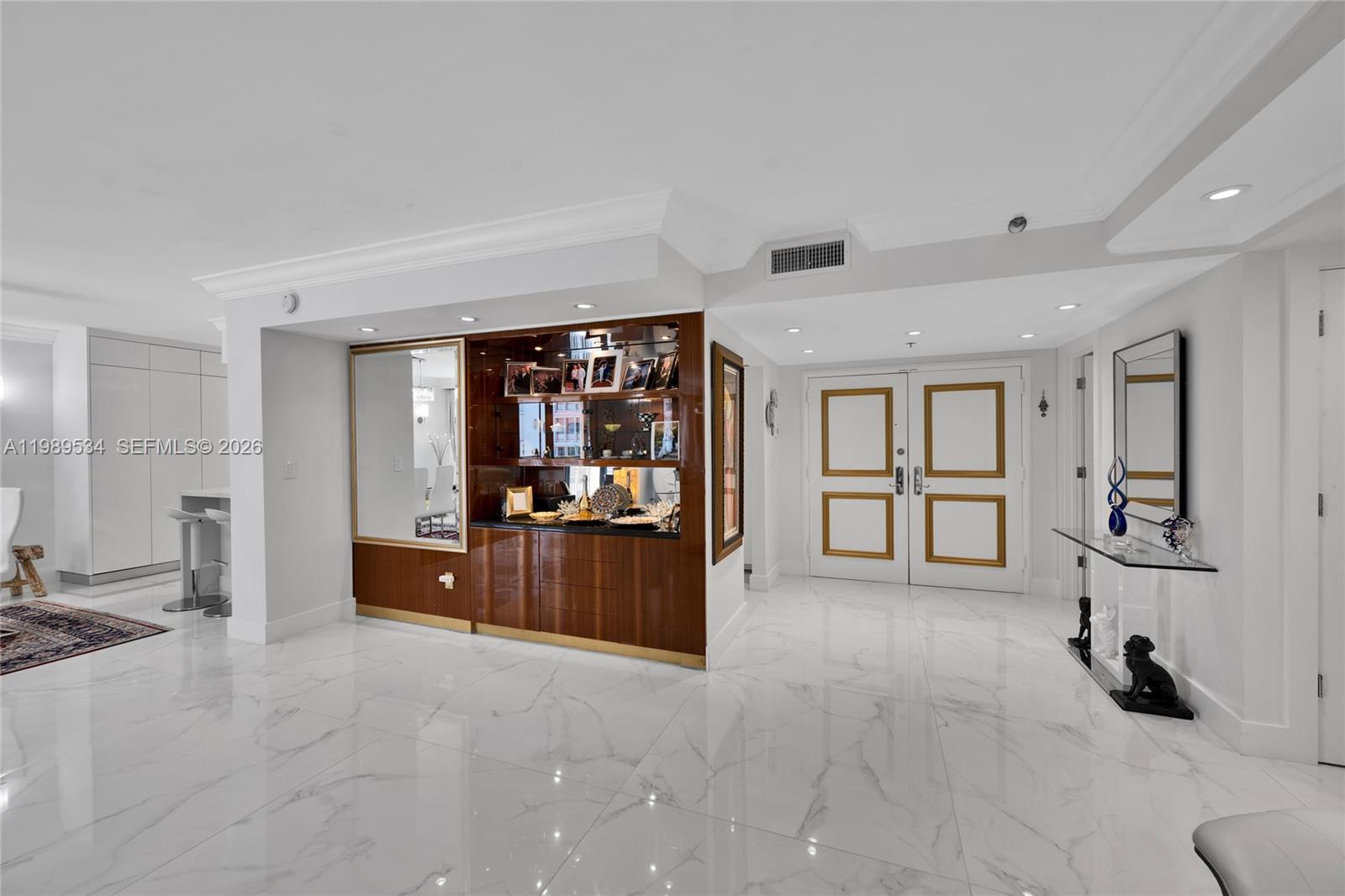 10175 Collins Ave #806 Bal Harbour, FL 33154