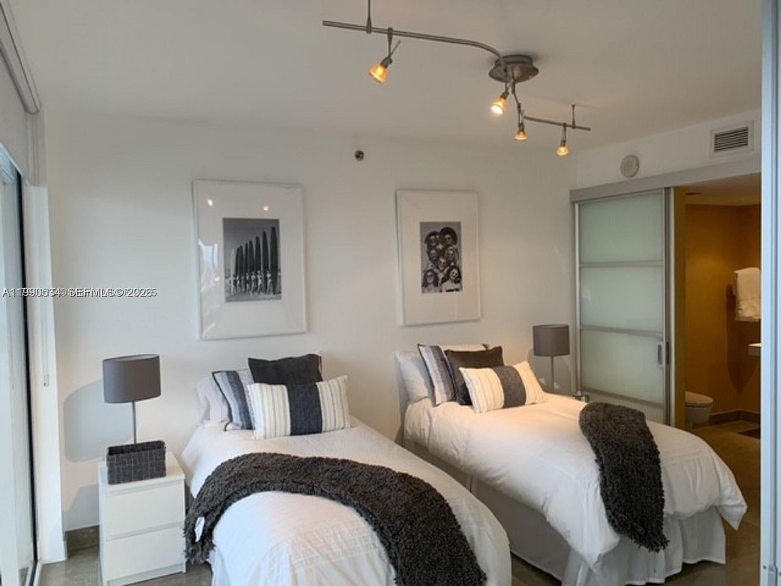 image Beach Club 216