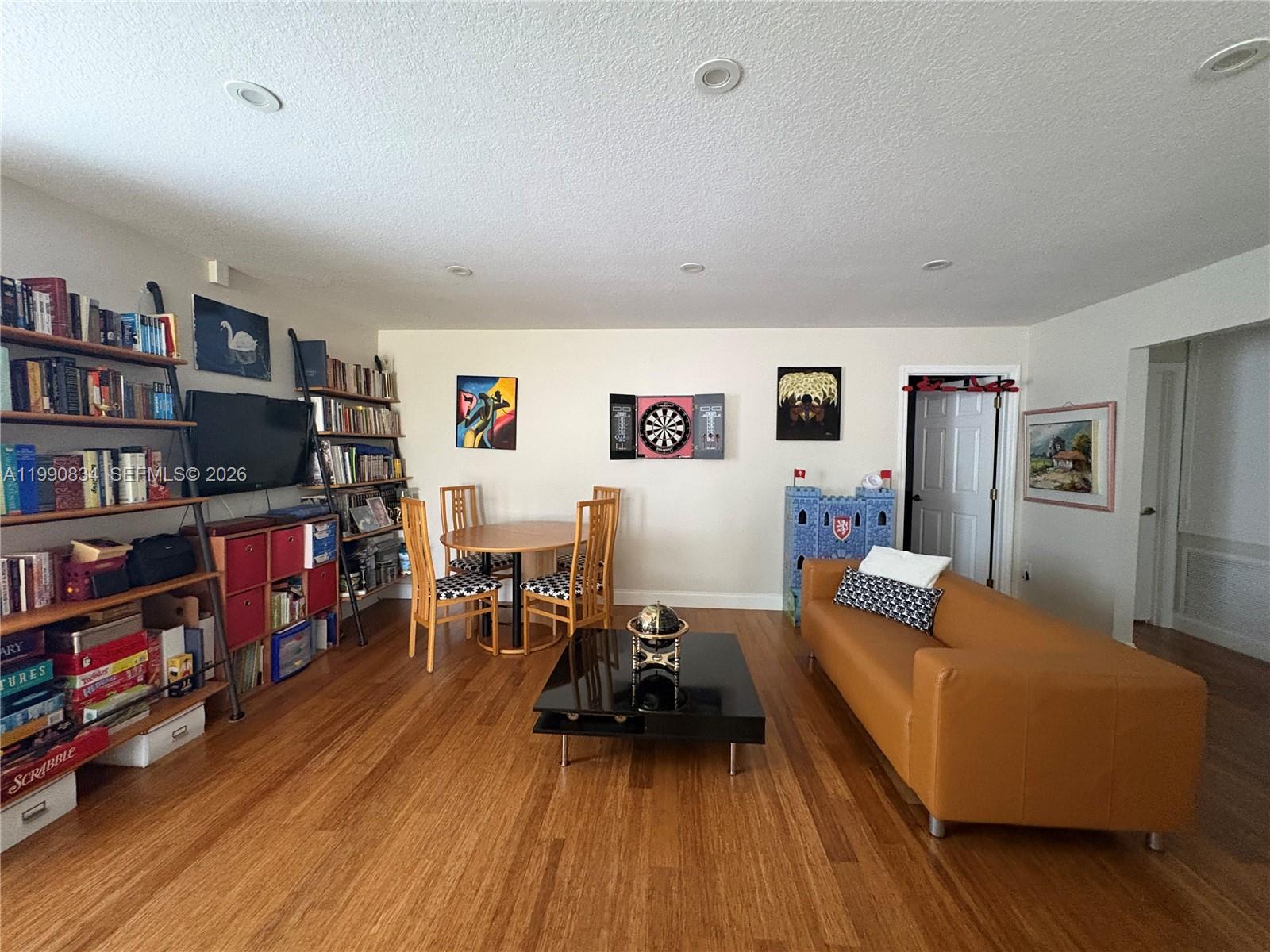 12513 NW 18th Mnr Pembroke Pines, FL 33028