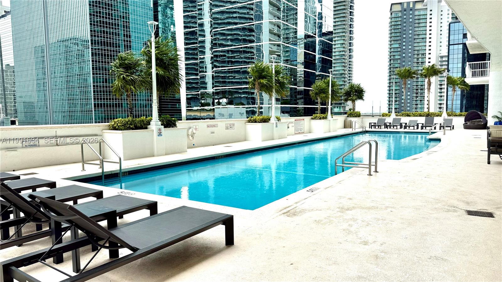 1200 Brickell Bay Dr #2216 Miami, FL 33131