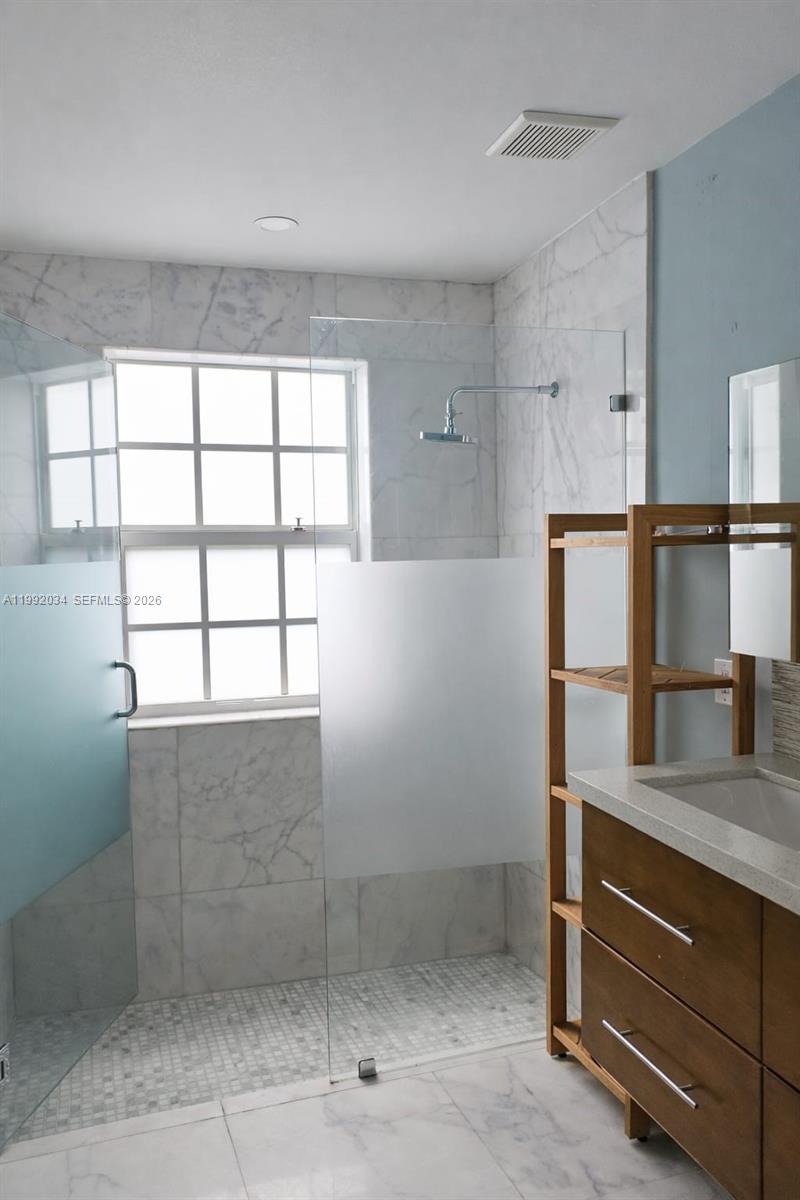 254 NE 101st St Miami Shores, FL 33138