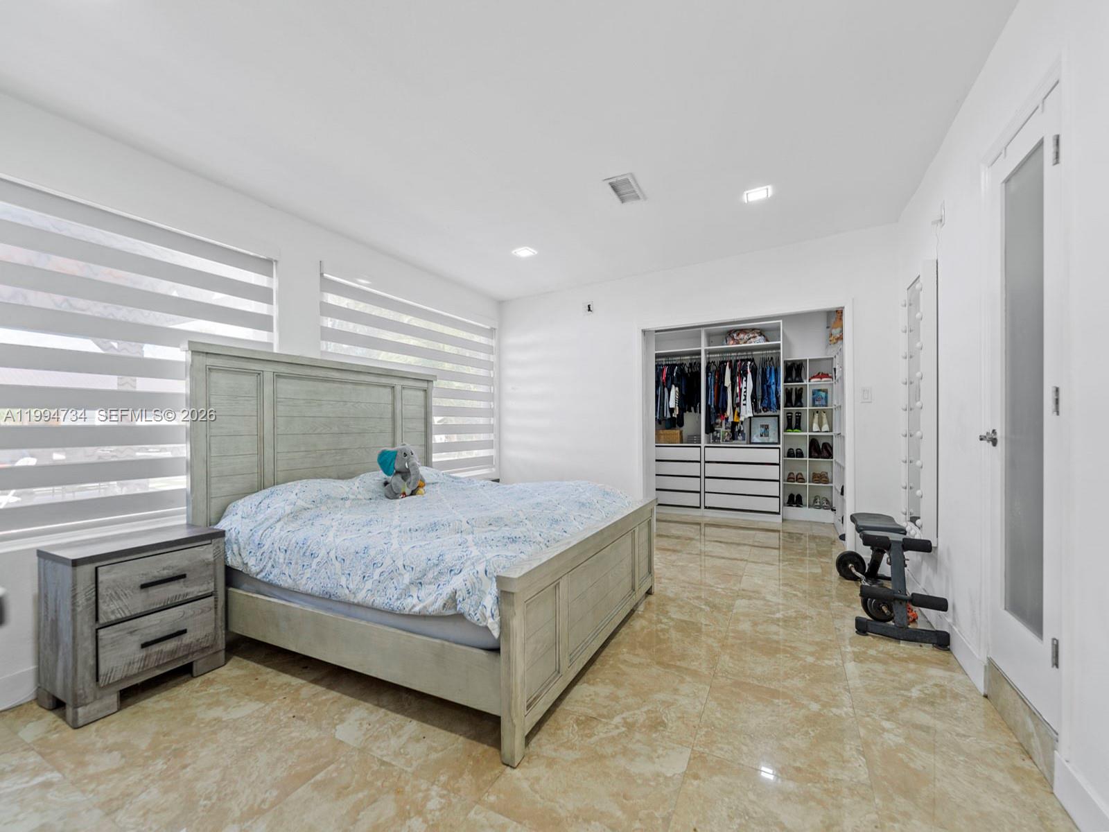 15305 SW 209th Ave Miami, FL 33187