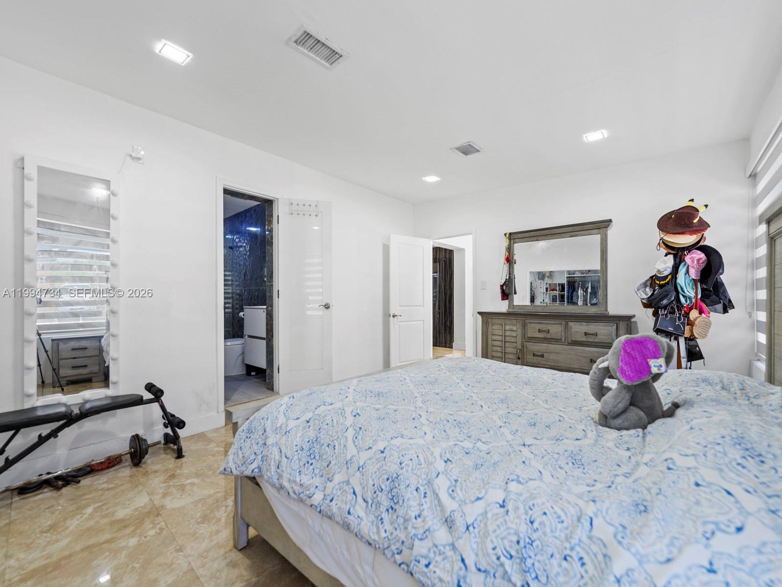 15305 SW 209th Ave Miami, FL 33187