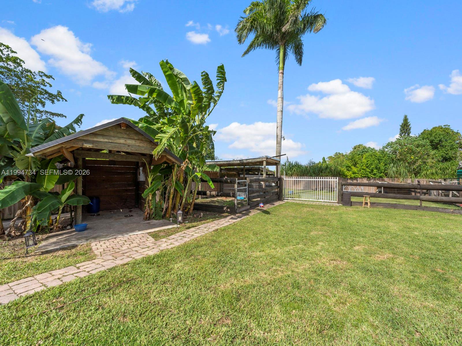 15305 SW 209th Ave Miami, FL 33187