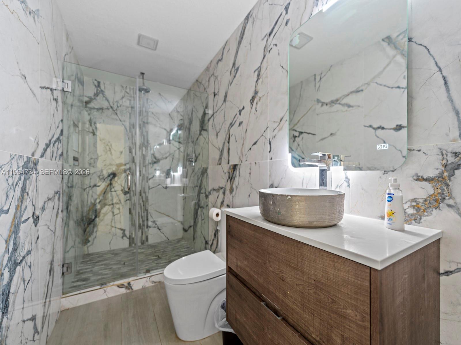 15305 SW 209th Ave Miami, FL 33187