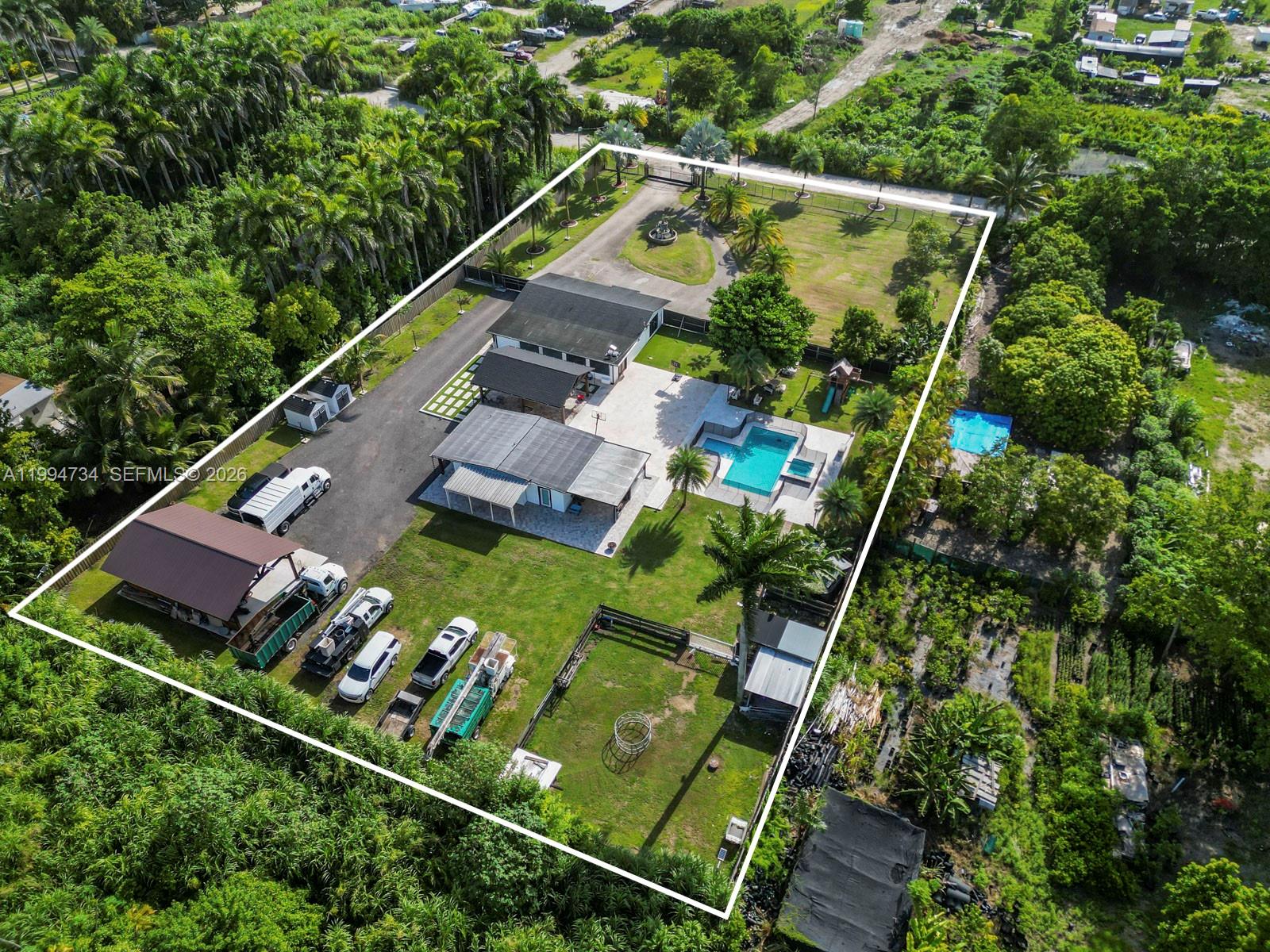 15305 SW 209th Ave Miami, FL 33187