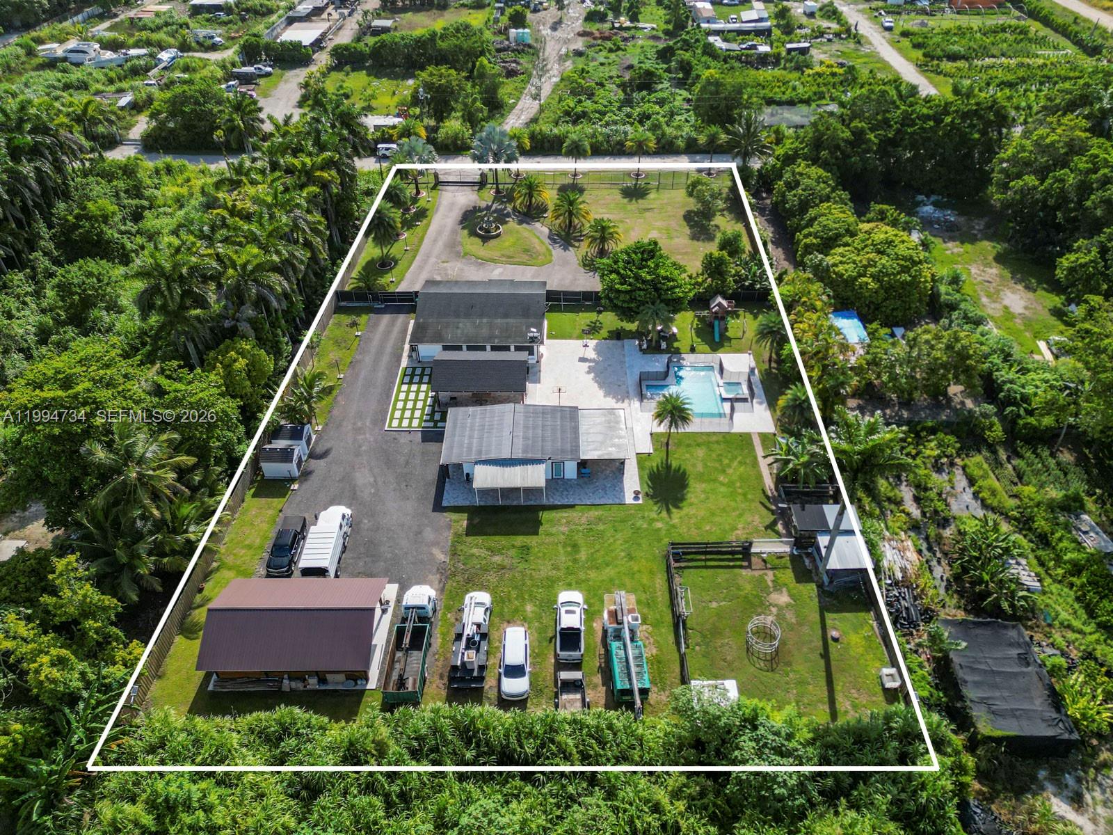 15305 SW 209th Ave Miami, FL 33187