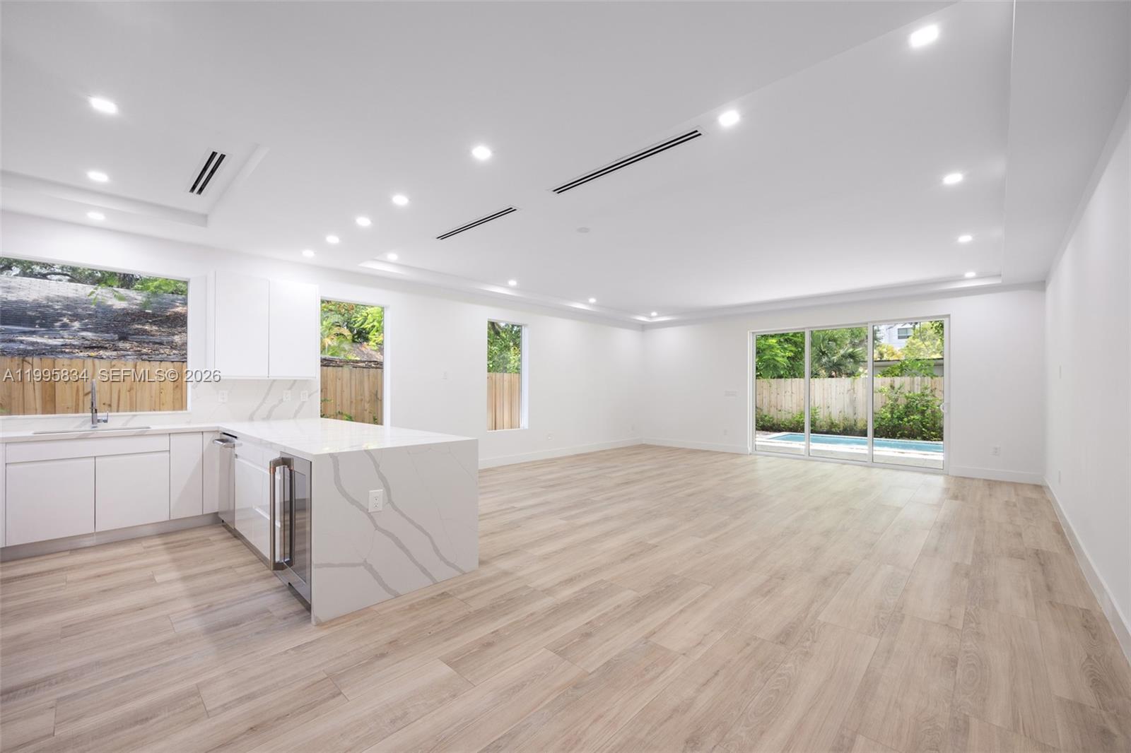 3164 Plaza St Coconut Grove, FL 33133