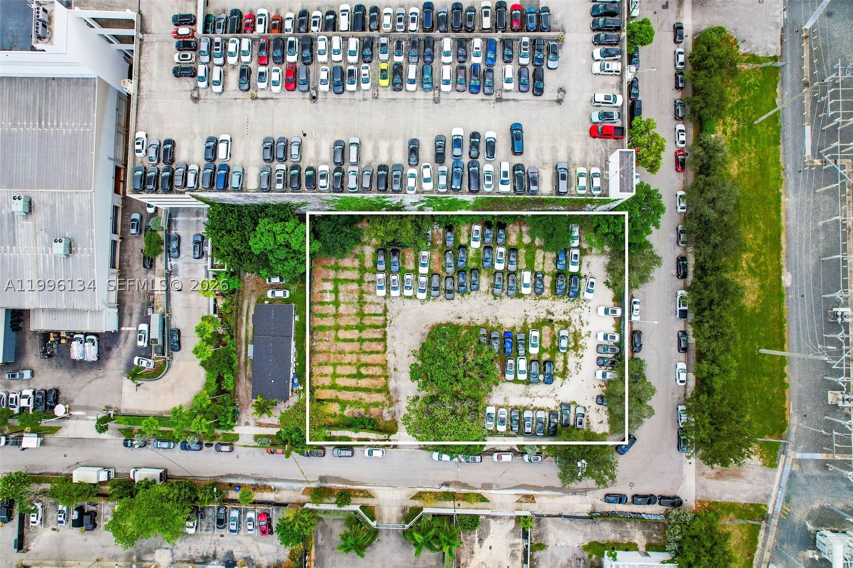 100 NE 21st St Miami, FL 33137